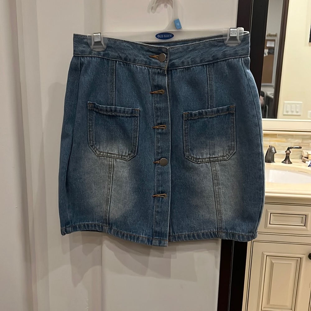 naked wardrobe jean skirt w pockets